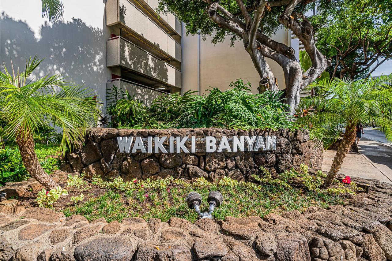 Free Parking, Pool, Sauna, Spa, Wifi, Bbq, Ac - Waikiki Banyan Гонолулу Екстер'єр фото