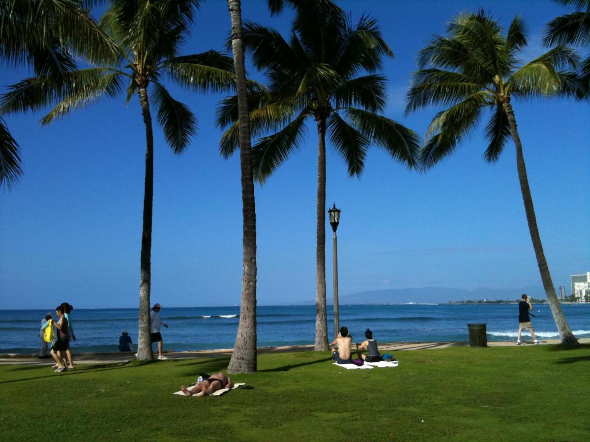 Free Parking, Pool, Sauna, Spa, Wifi, Bbq, Ac - Waikiki Banyan Гонолулу Екстер'єр фото